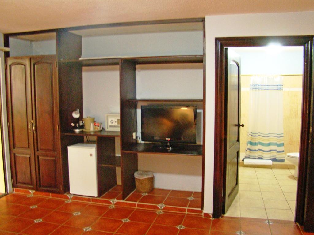 Hotel Colonnade Nicaragua Μανάγκουα Δωμάτιο φωτογραφία